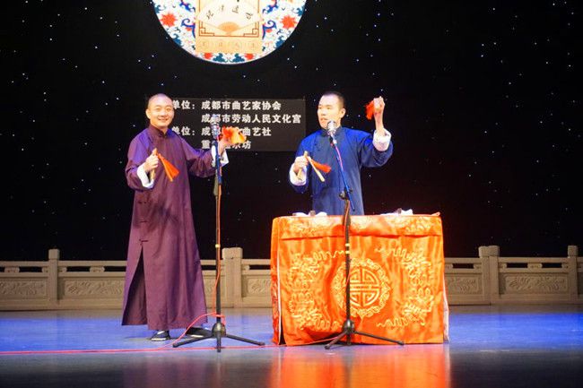尹云飞巩军表演对口快板十八愁_副本_副本_jpg