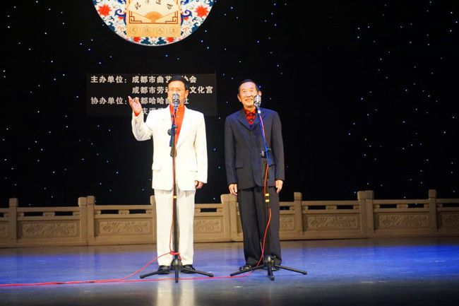 唐杰陈真祥表演相声不一样_副本_副本_jpg