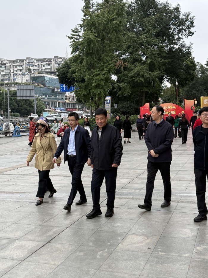 微信图片_20251101174032_143_86_jpg